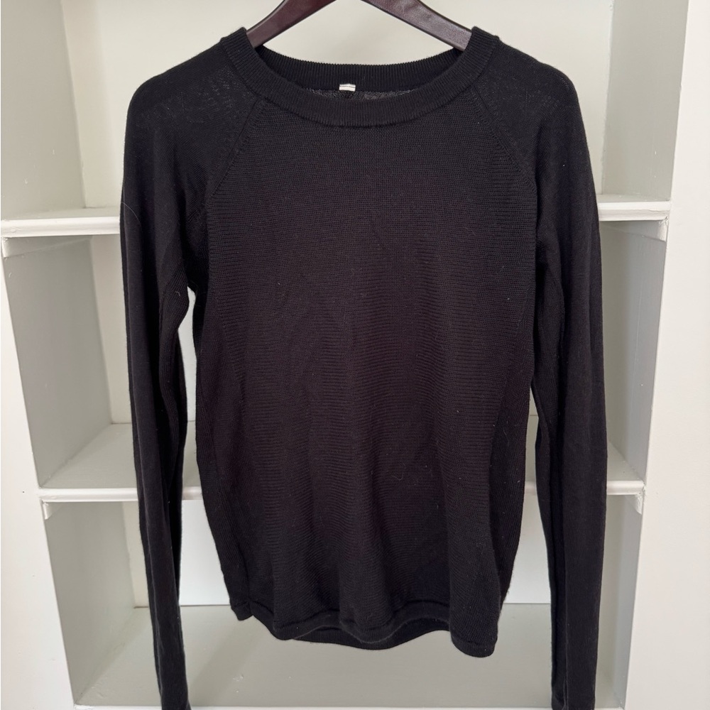 Lululemon Classic Black Long Sleeve Sweater